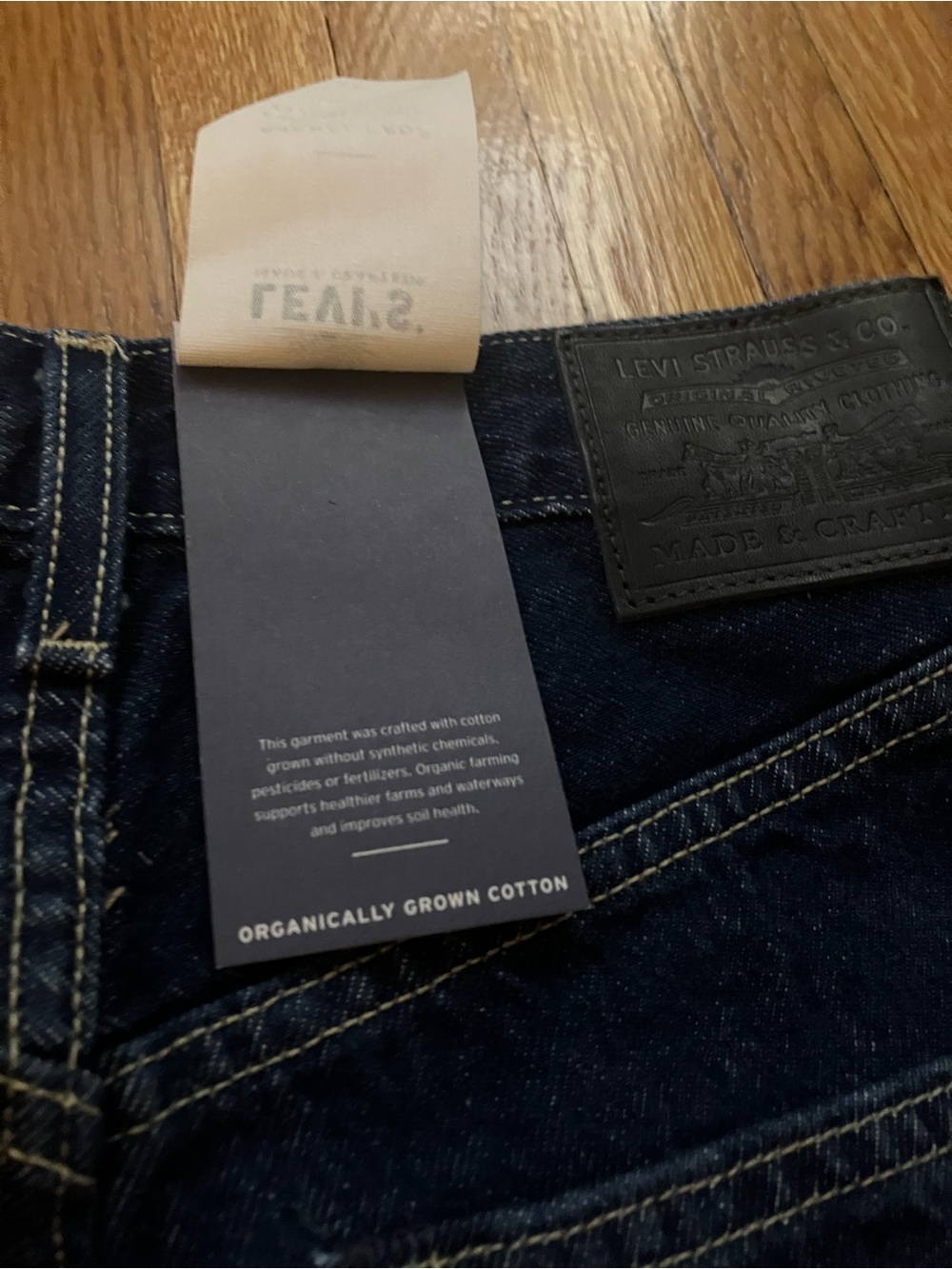$188 NEW Levi’s Barrel Jeans Cropped Organic Cotton size 25 - Picture 4 of 7